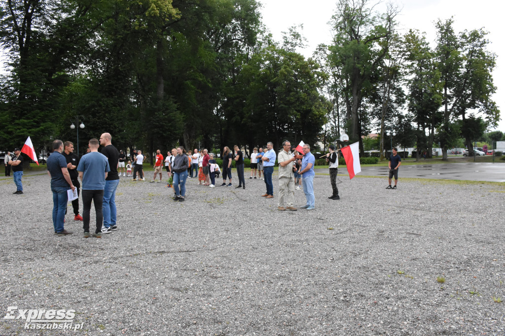 Manifestacja pod hasłem \