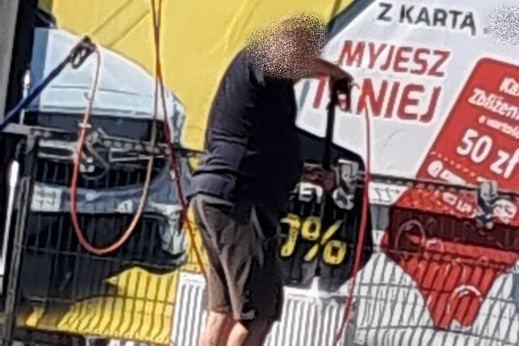 Z kaloryferem na myjnię samochodową