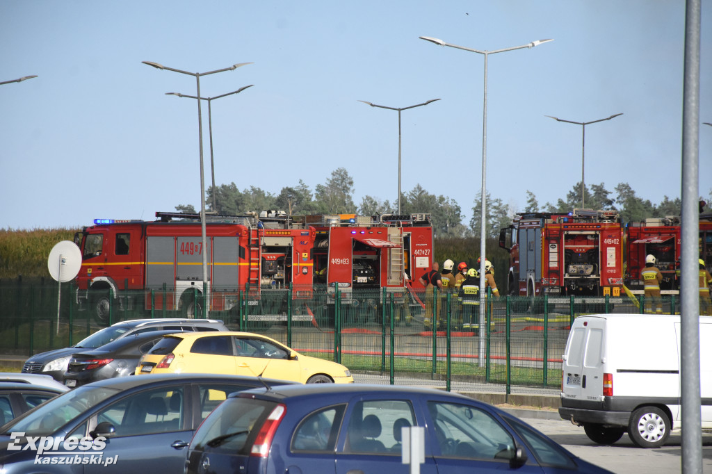 Pożar zakładu produkcyjnego w Kawlach