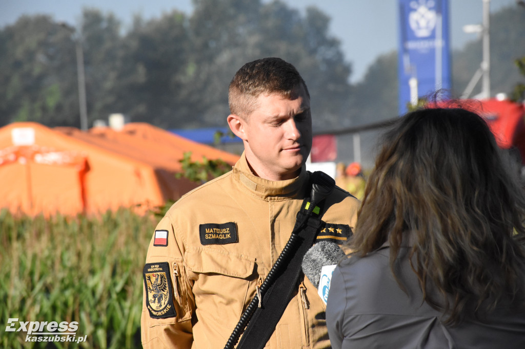 Skutki pożaru w Kawlach - trwa demontaż hali
