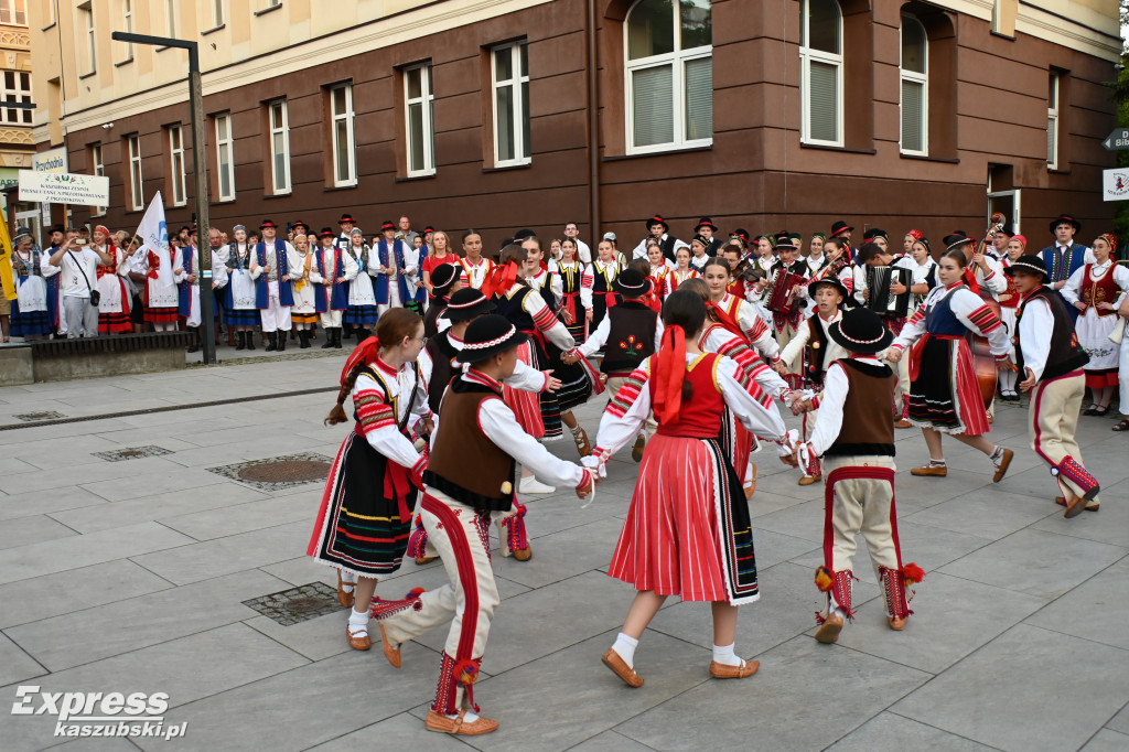 Jarmark Kaszubski i Festiwal Folkloru - rozpoczęcie