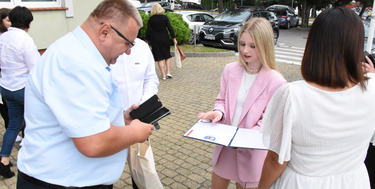 Wyróżnienia dla najlepszych absolwentów z gm. Sierakowice