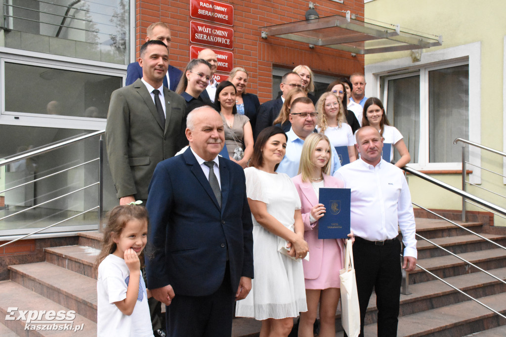 Wyróżnienia dla najlepszych absolwentów z gm. Sierakowice