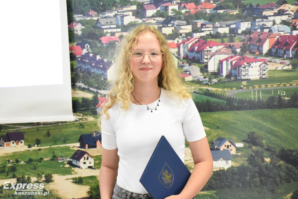Wyróżnienia dla najlepszych absolwentów z gm. Sierakowice
