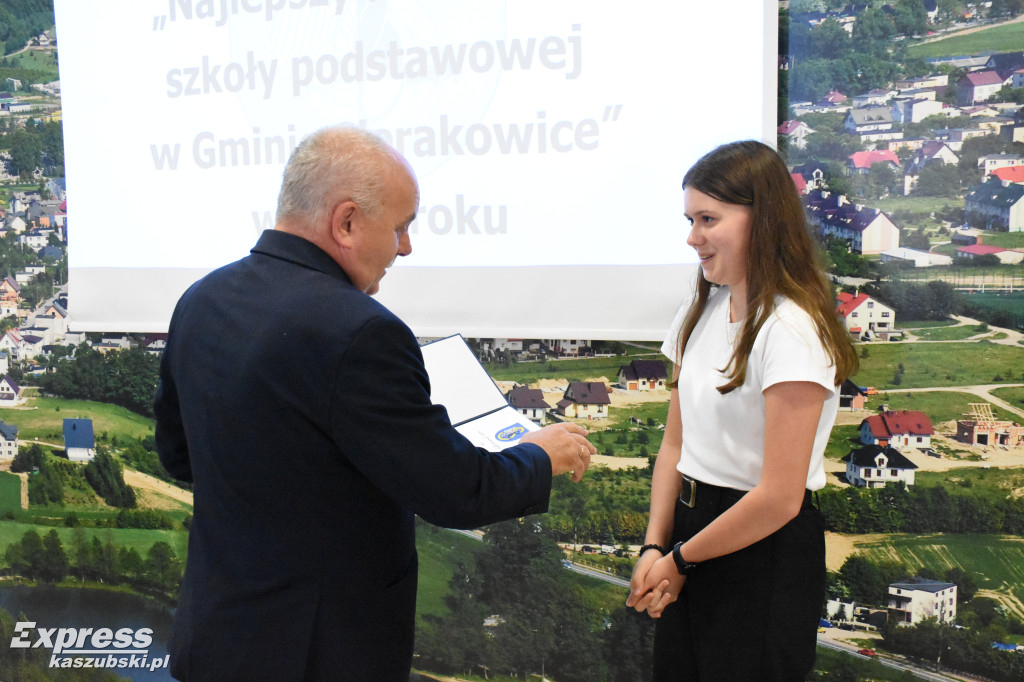 Wyróżnienia dla najlepszych absolwentów z gm. Sierakowice