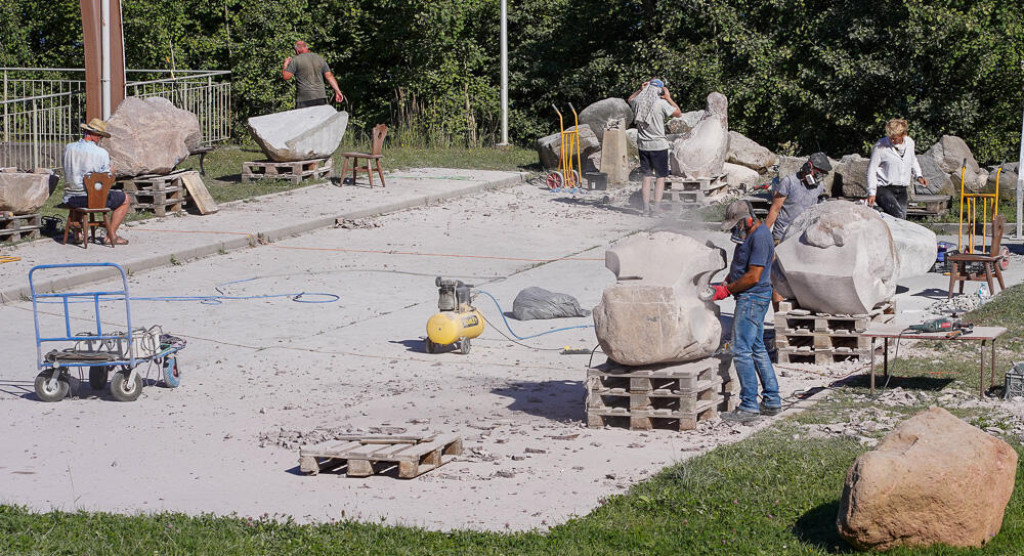 Międzynarodowe Sympozjum Rzeźbiarskie Geometria Kamienia