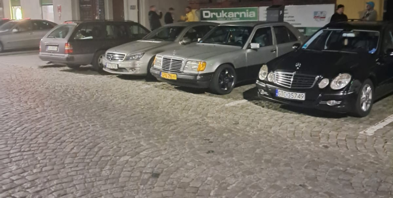 Zlot miłośników mercedesów w Kartuzach