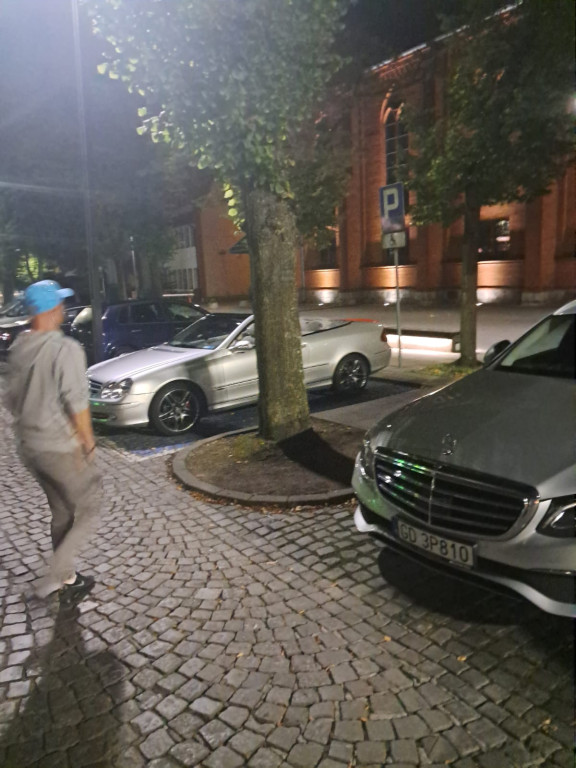Zlot miłośników mercedesów w Kartuzach