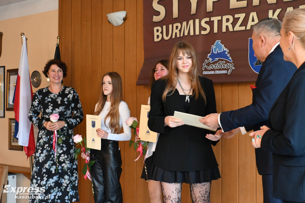 Stypendia burmistrza Kartuz 2025/2026