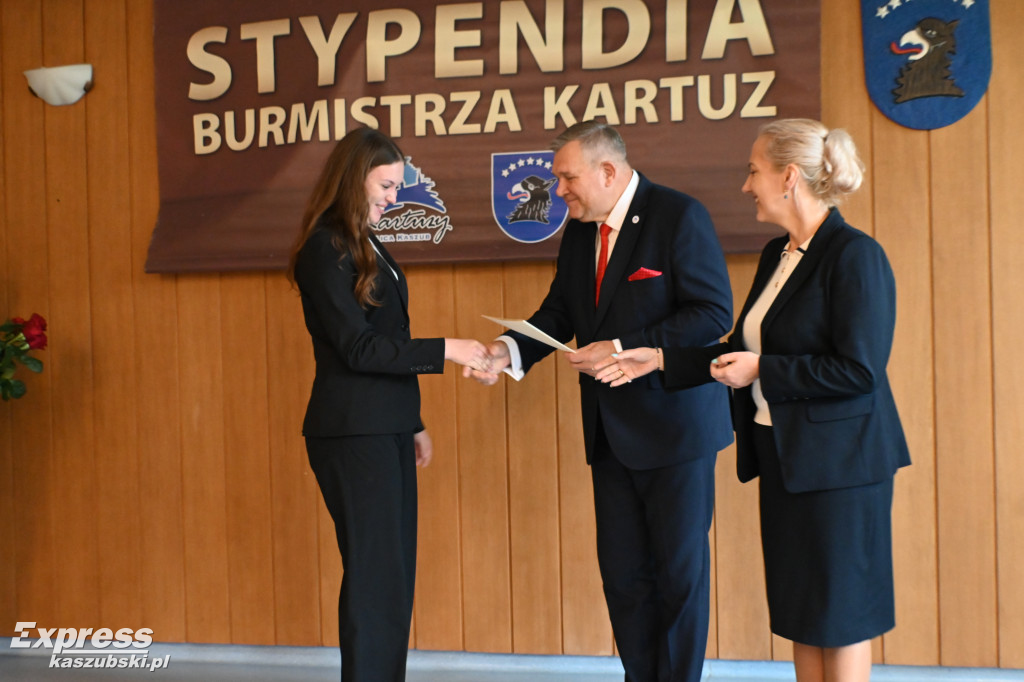 Stypendia burmistrza Kartuz 2025/2026