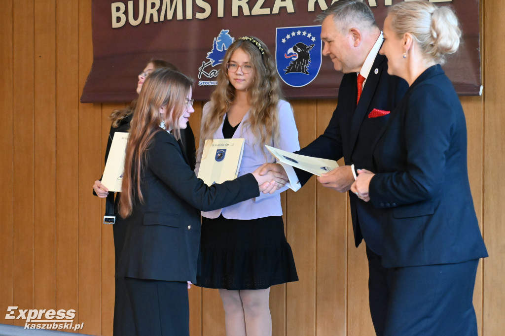 Stypendia burmistrza Kartuz 2025/2026
