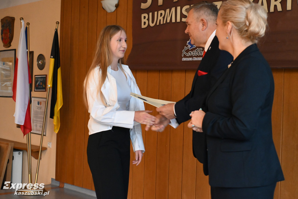 Stypendia burmistrza Kartuz 2025/2026
