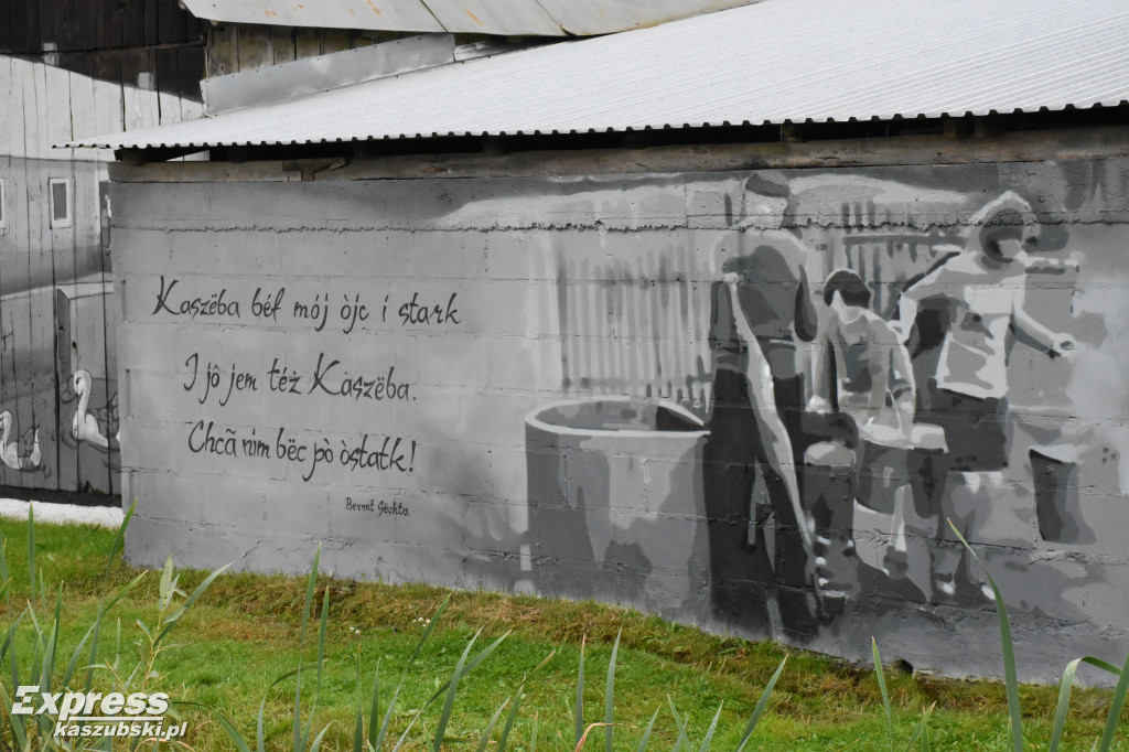 Nowe murale w Kamienicy Szlacheckiej