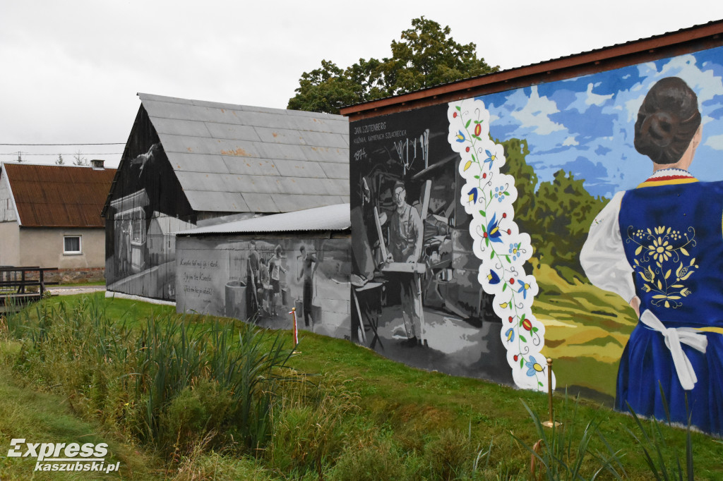 Nowe murale w Kamienicy Szlacheckiej