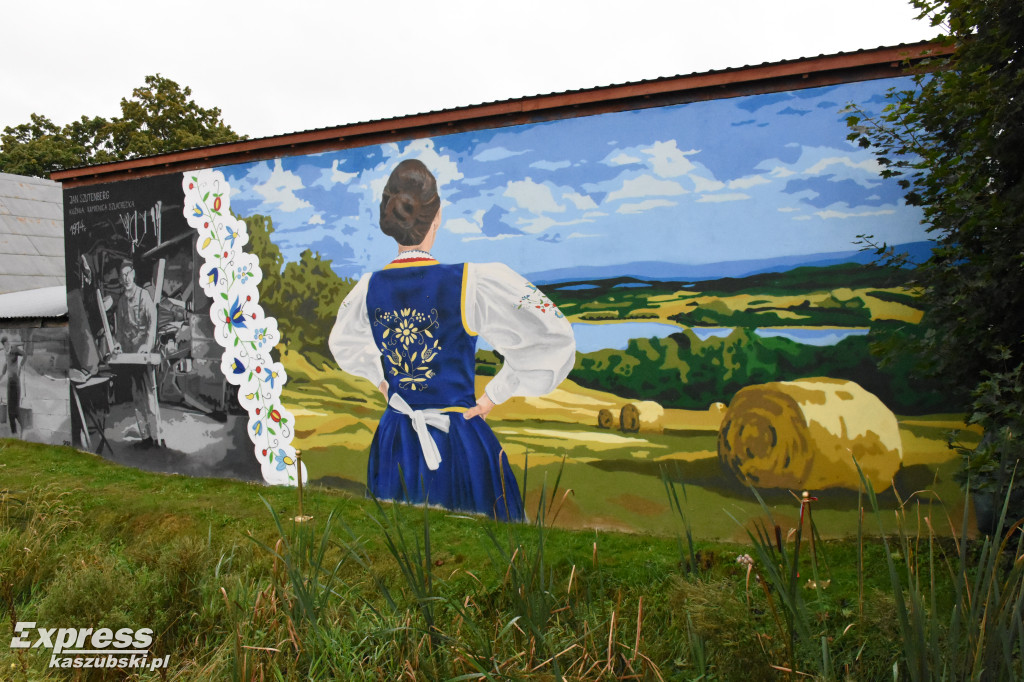 Nowe murale w Kamienicy Szlacheckiej