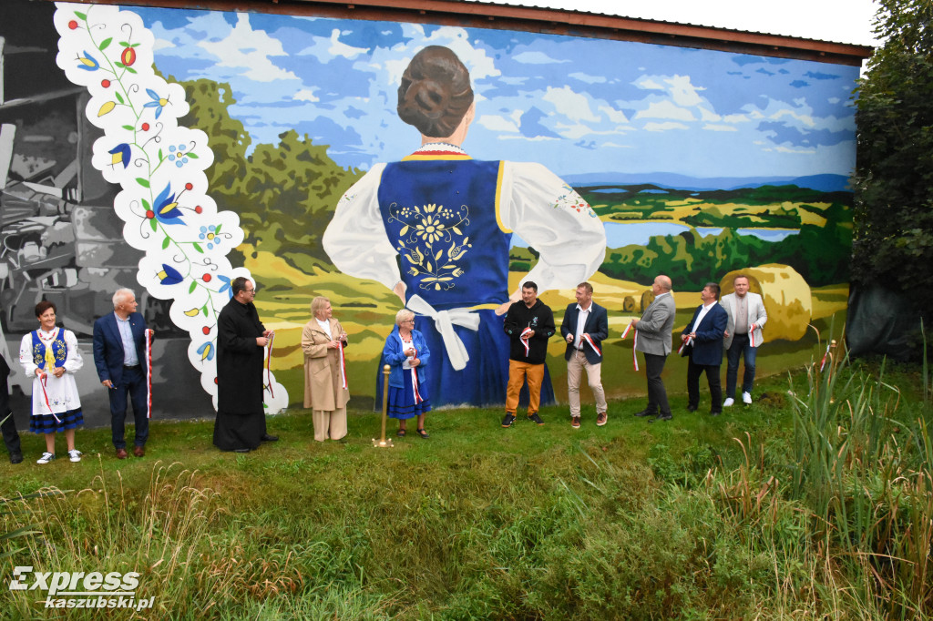 Nowe murale w Kamienicy Szlacheckiej