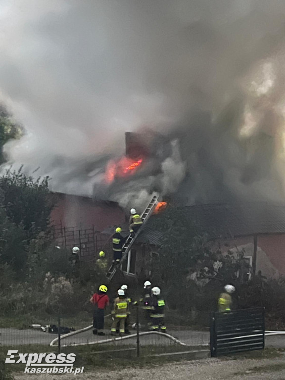 Pożar budynku w Gowidlinie