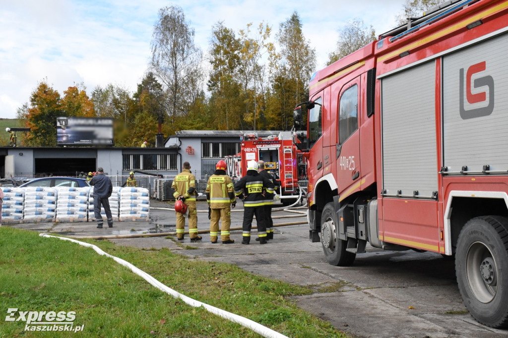 Pożar hali w Staniszewie