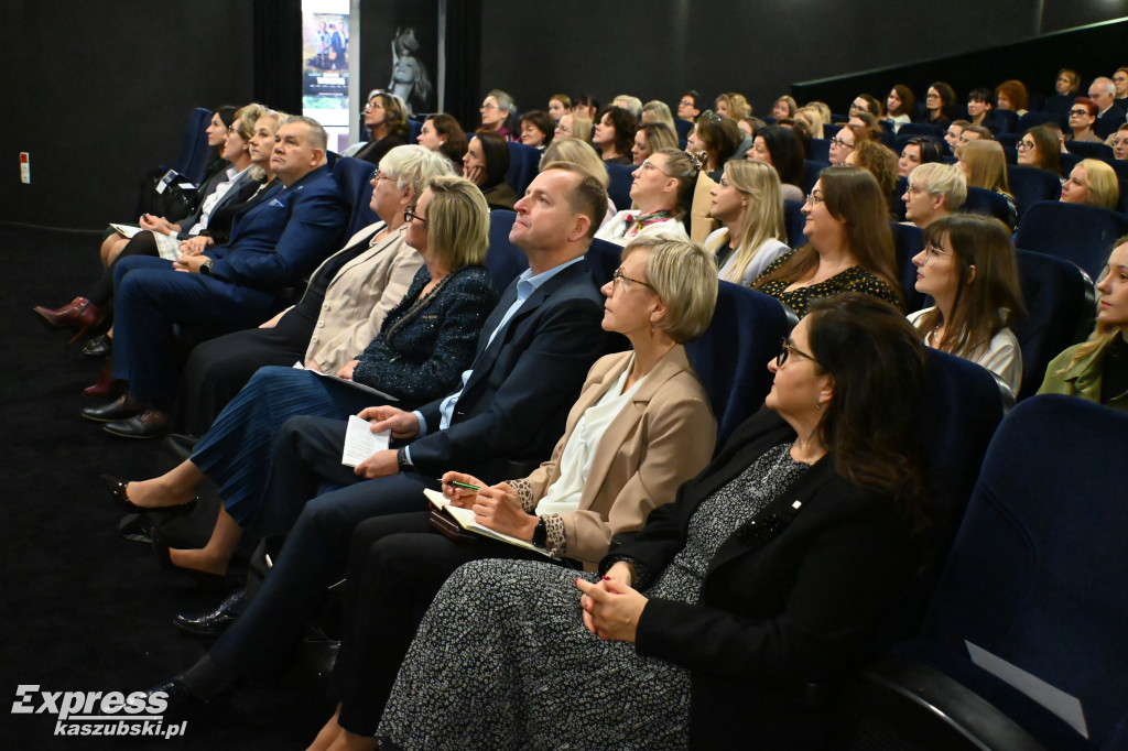 Konferencja Ochrona dziecka przed przemocą seksualną