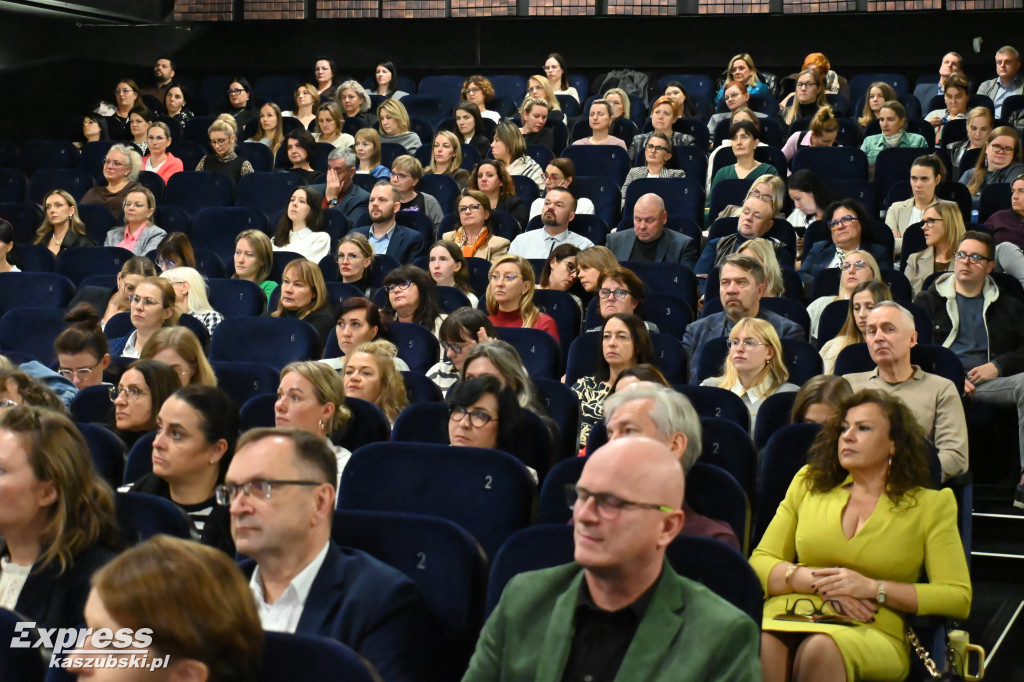 Konferencja Ochrona dziecka przed przemocą seksualną
