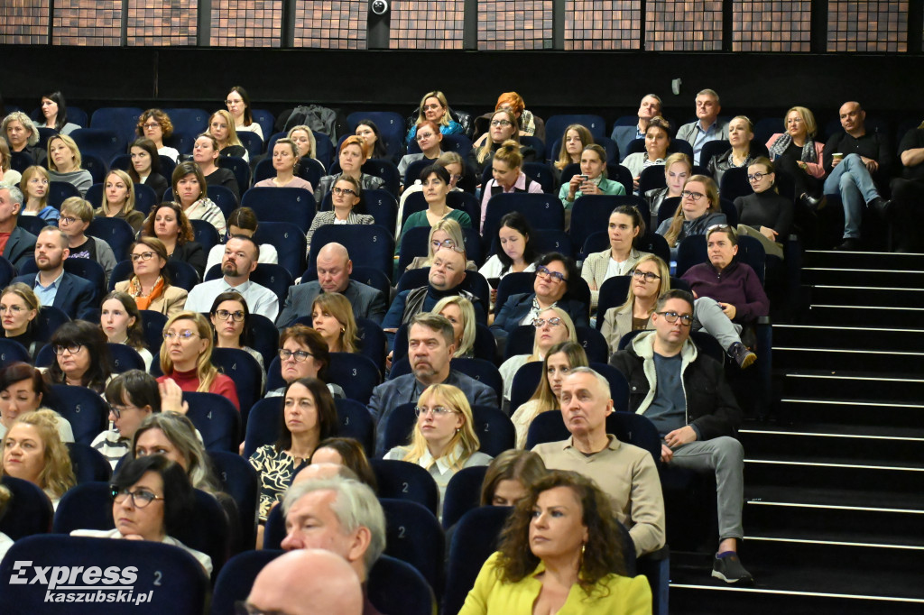 Konferencja Ochrona dziecka przed przemocą seksualną