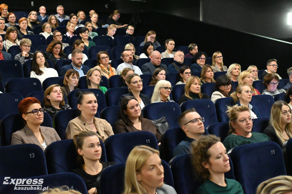 Konferencja Ochrona dziecka przed przemocą seksualną
