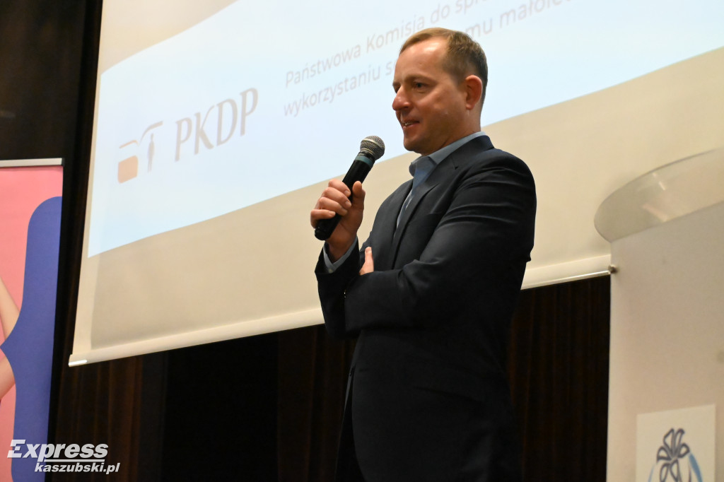 Konferencja Ochrona dziecka przed przemocą seksualną