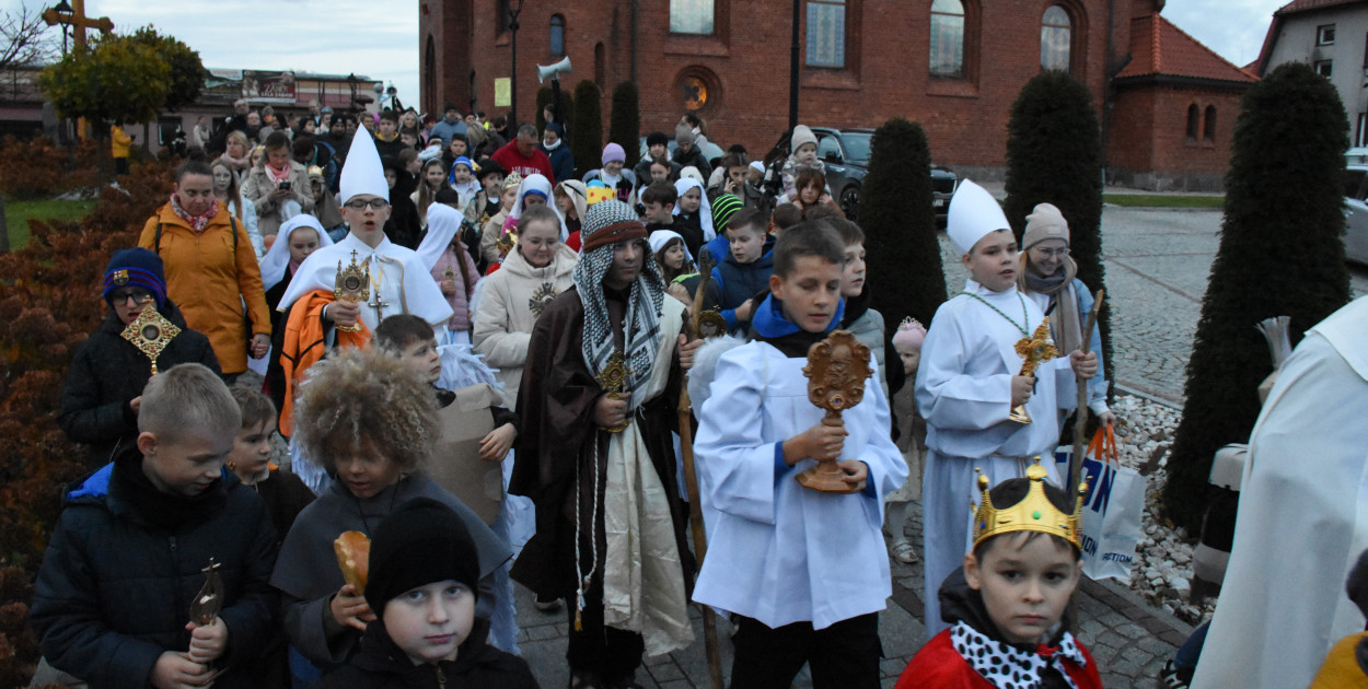 Bal Wszystkich Świętych w Sierakowicach