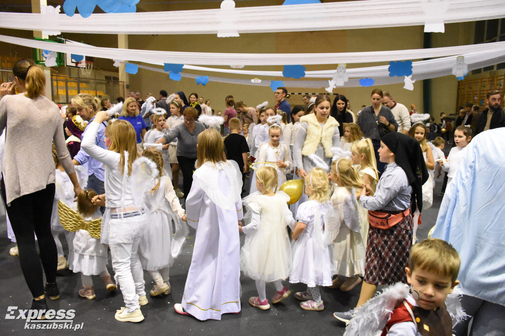 Bal Wszystkich Świętych w Sierakowicach