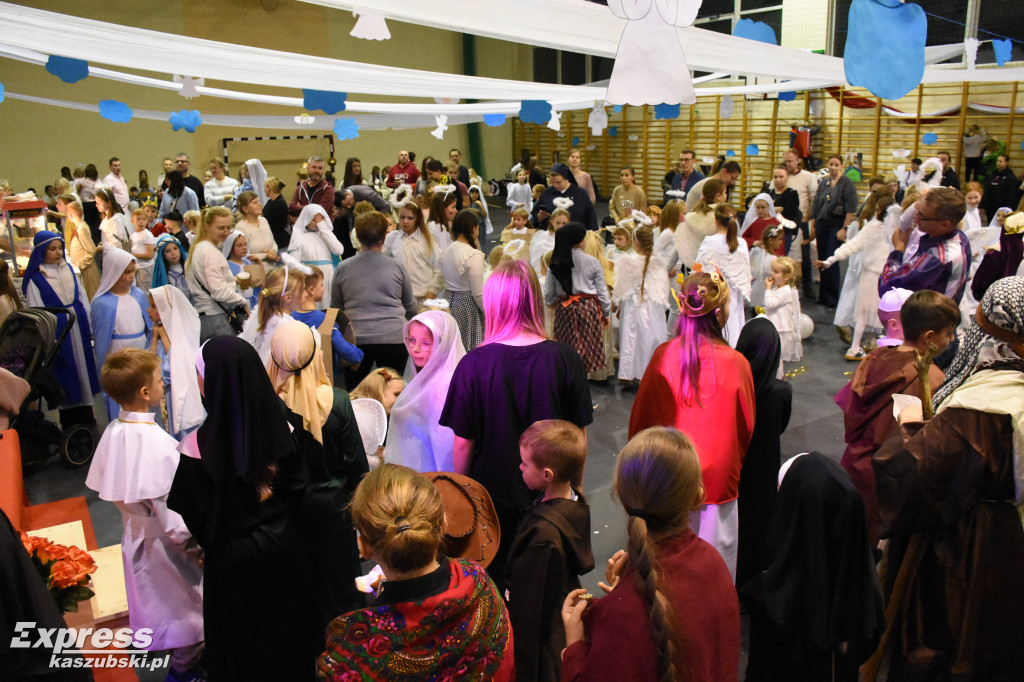 Bal Wszystkich Świętych w Sierakowicach