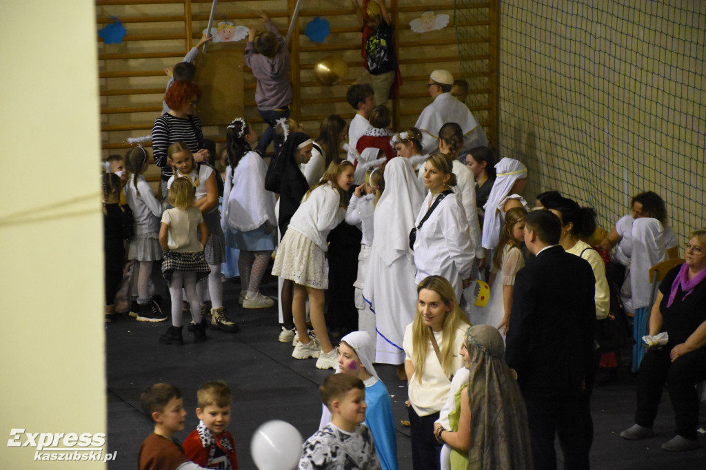 Bal Wszystkich Świętych w Sierakowicach