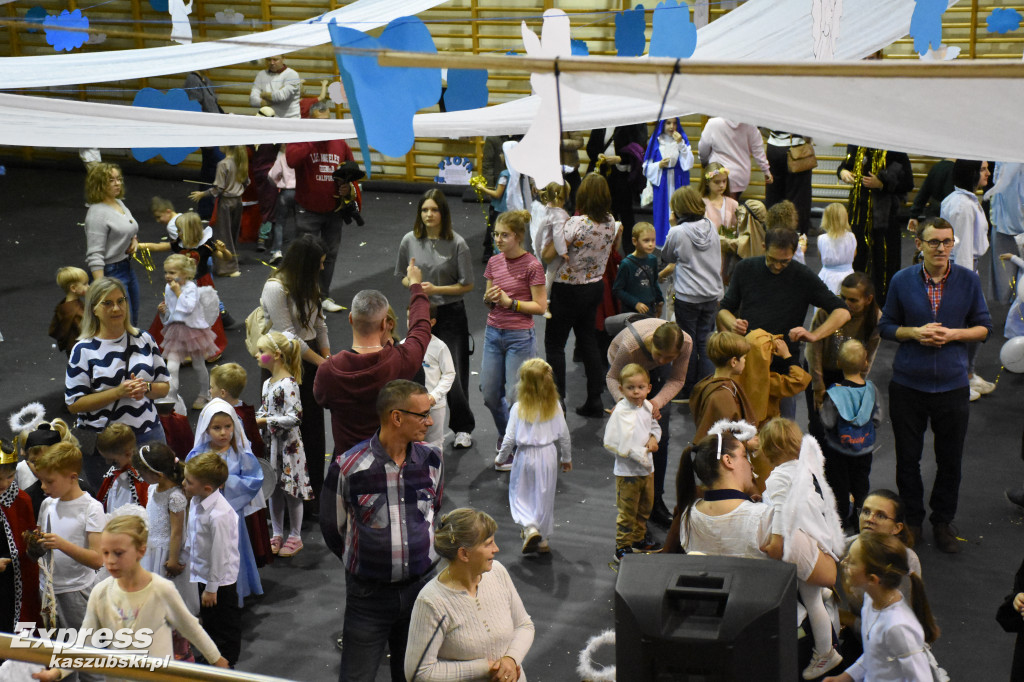 Bal Wszystkich Świętych w Sierakowicach