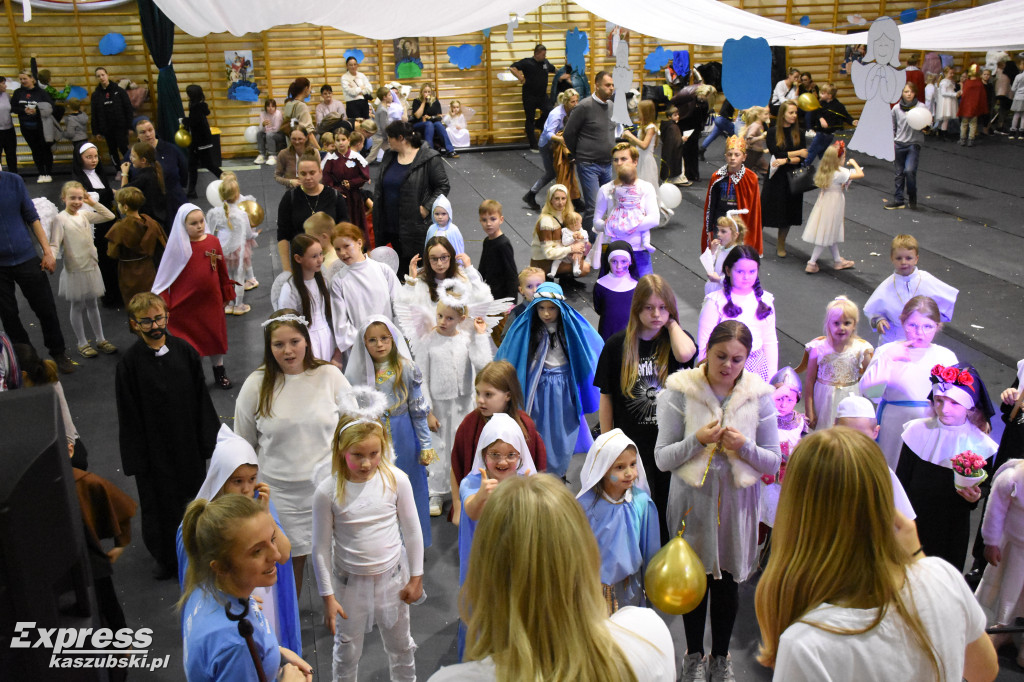 Bal Wszystkich Świętych w Sierakowicach