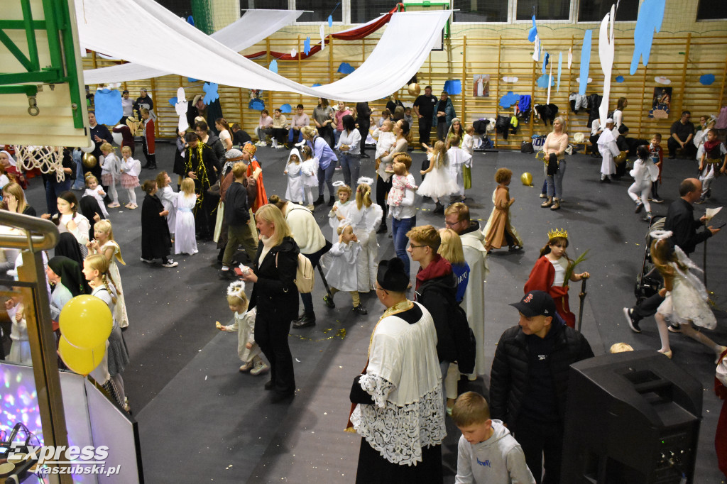 Bal Wszystkich Świętych w Sierakowicach