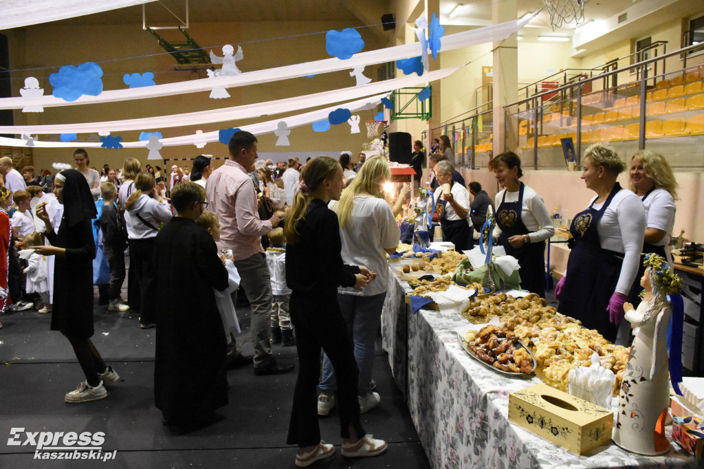 Bal Wszystkich Świętych w Sierakowicach