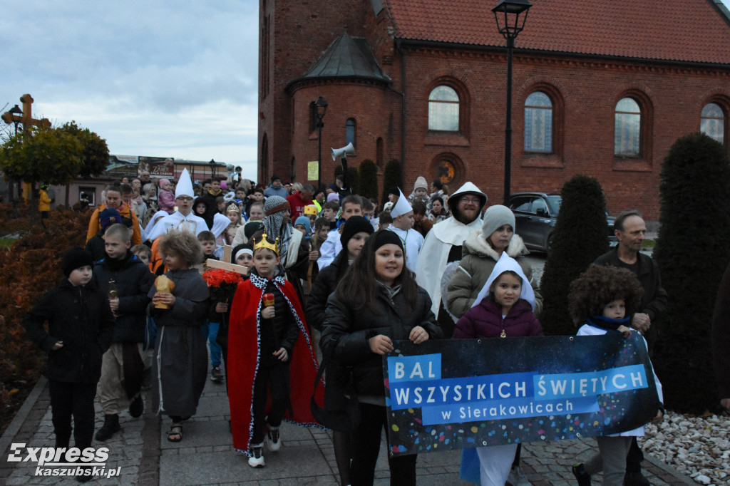 Bal Wszystkich Świętych w Sierakowicach