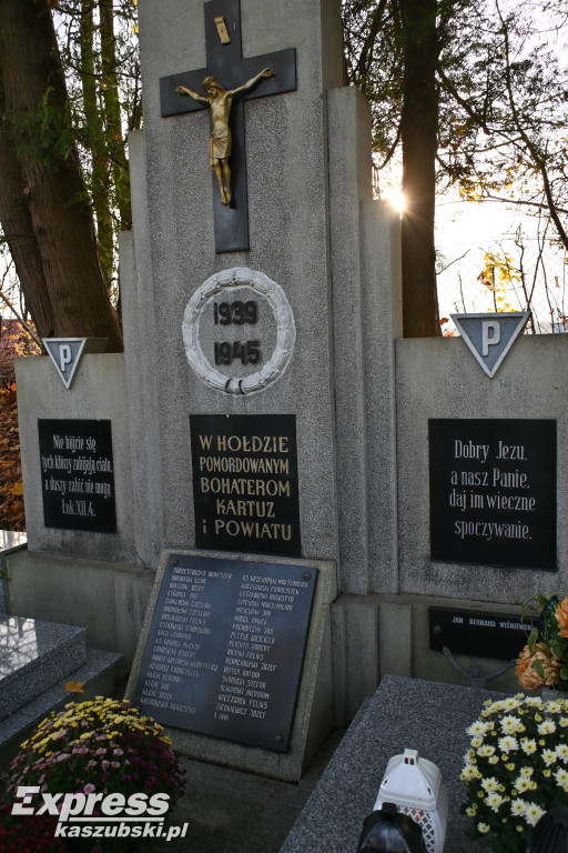 Uroczystość Wszystkich Świętych na kartuskim cmentarzu