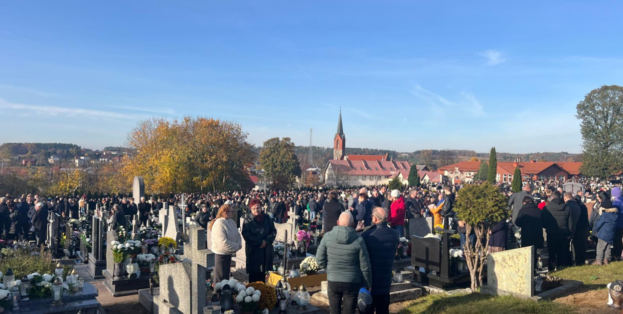 Wszystkich Świętych w Gowidlinie