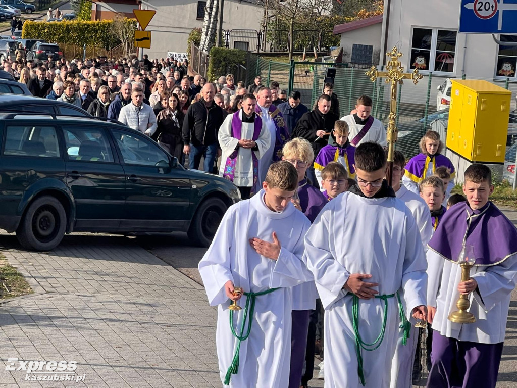 Wszystkich Świętych w Gowidlinie