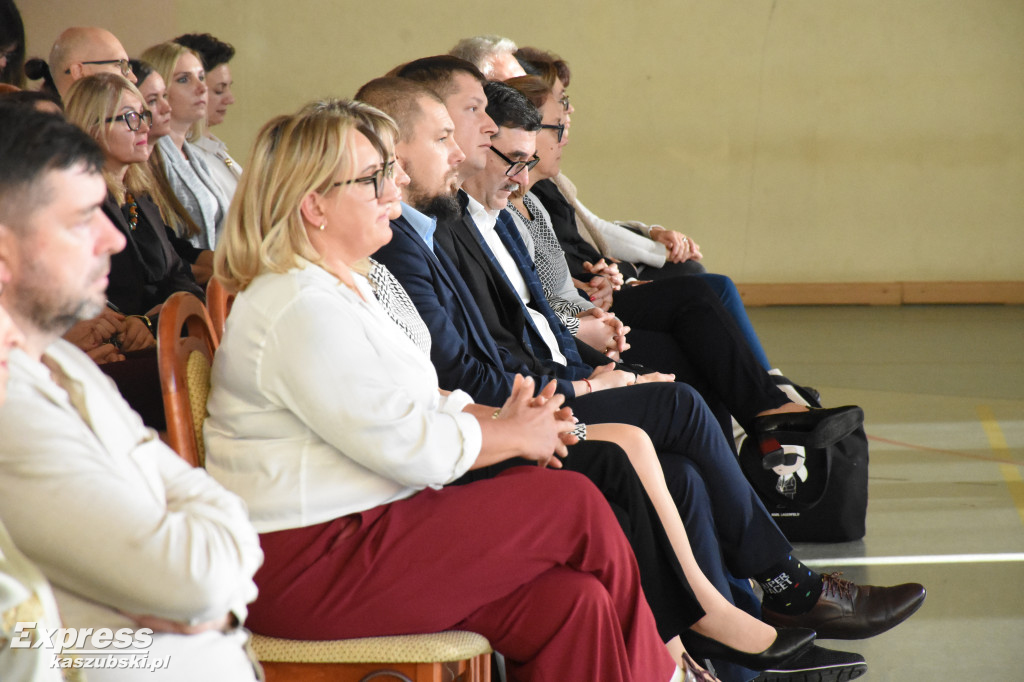 Uczniowie PZS w Sierakowicach podsumowali staże zawodowe