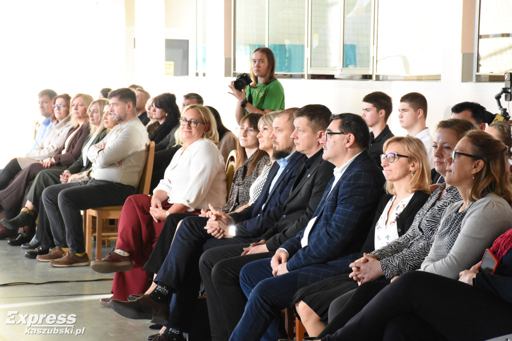 Uczniowie PZS w Sierakowicach podsumowali staże zawodowe