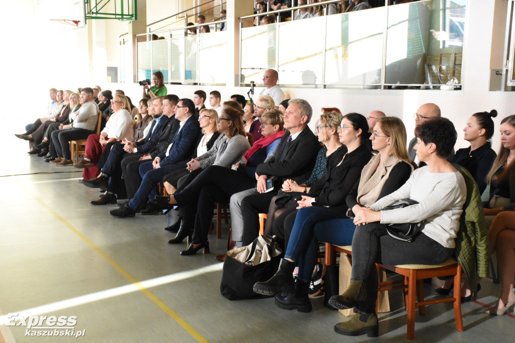 Uczniowie PZS w Sierakowicach podsumowali staże zawodowe