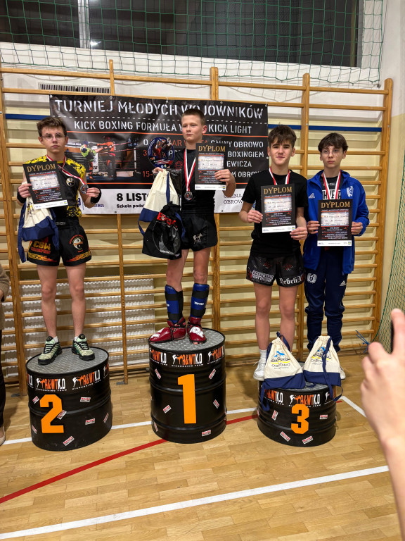 Udany start młodzieżówki Rebelii