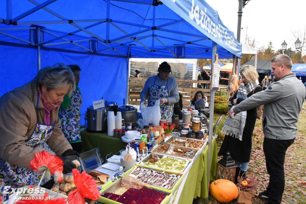 Gęsi Bazar w Sierakowicach