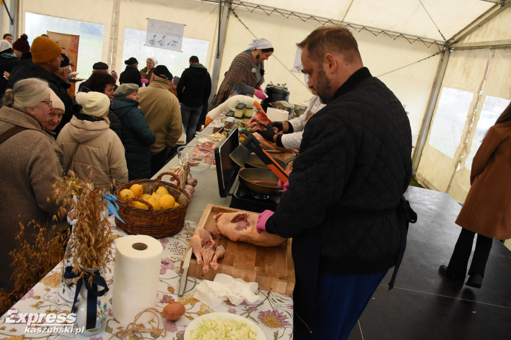 Gęsi Bazar w Sierakowicach