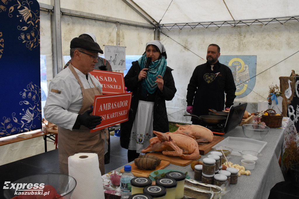 Gęsi Bazar w Sierakowicach
