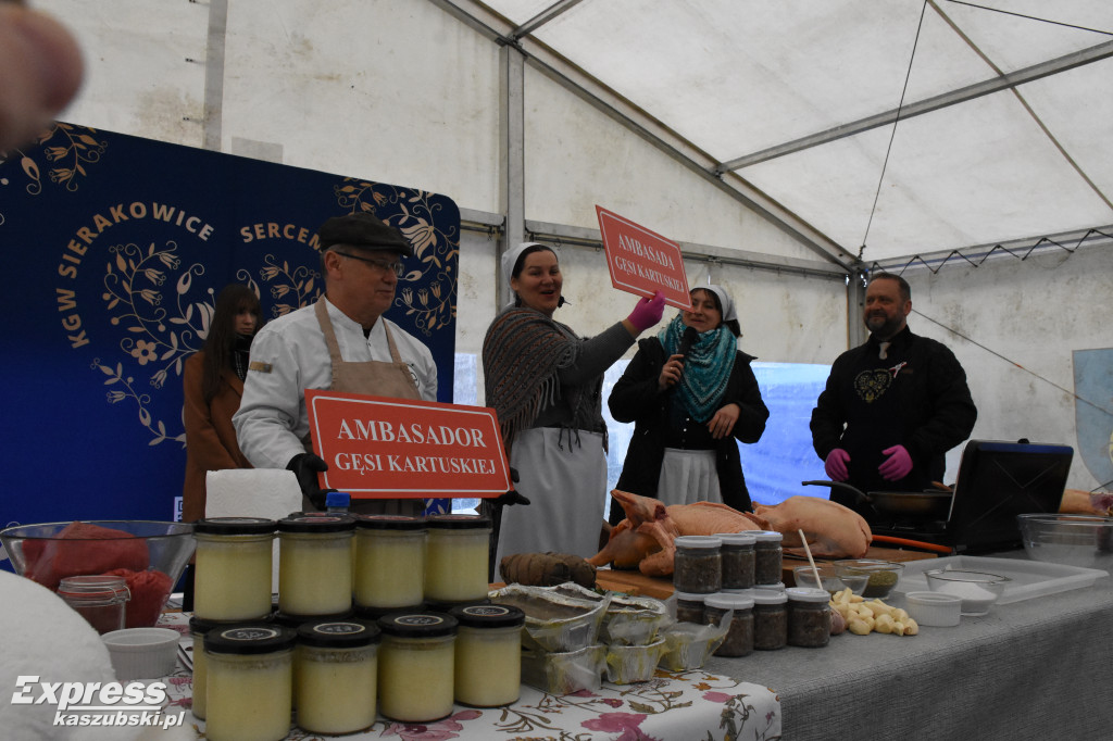 Gęsi Bazar w Sierakowicach