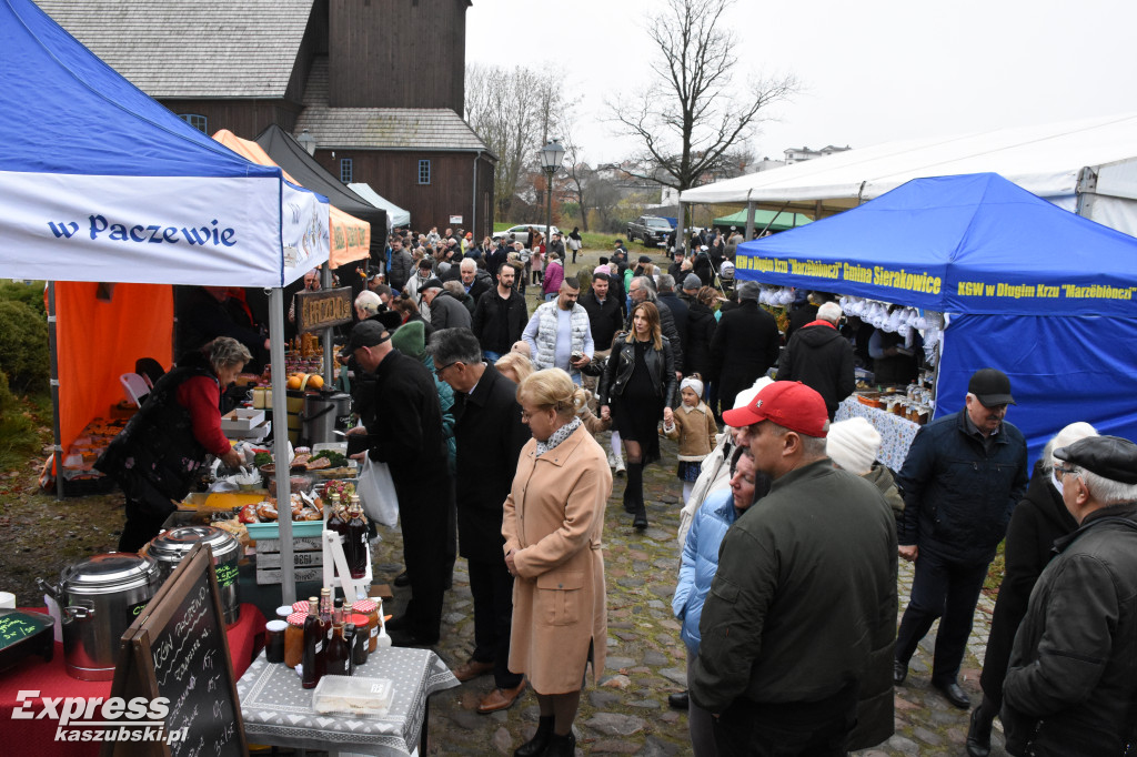 Gęsi Bazar w Sierakowicach