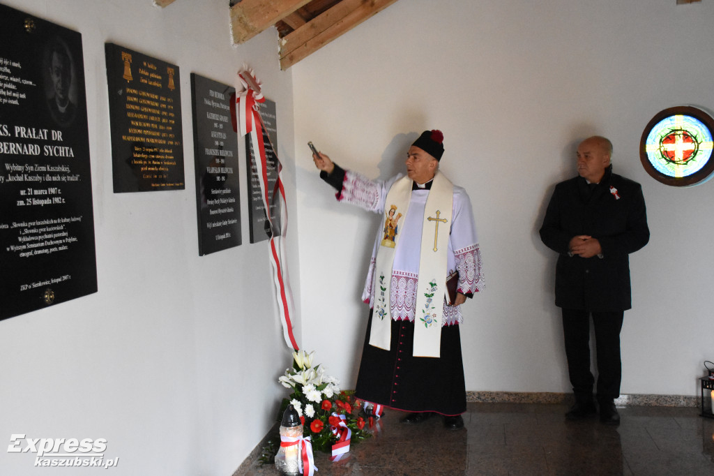 Odsłonięcie tablicy pamiątkowej Jana Rudowskiego