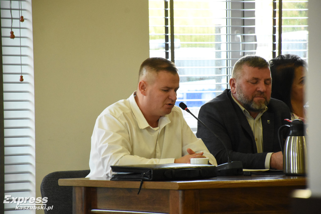 Burzliwa sesja w Sierakowiach